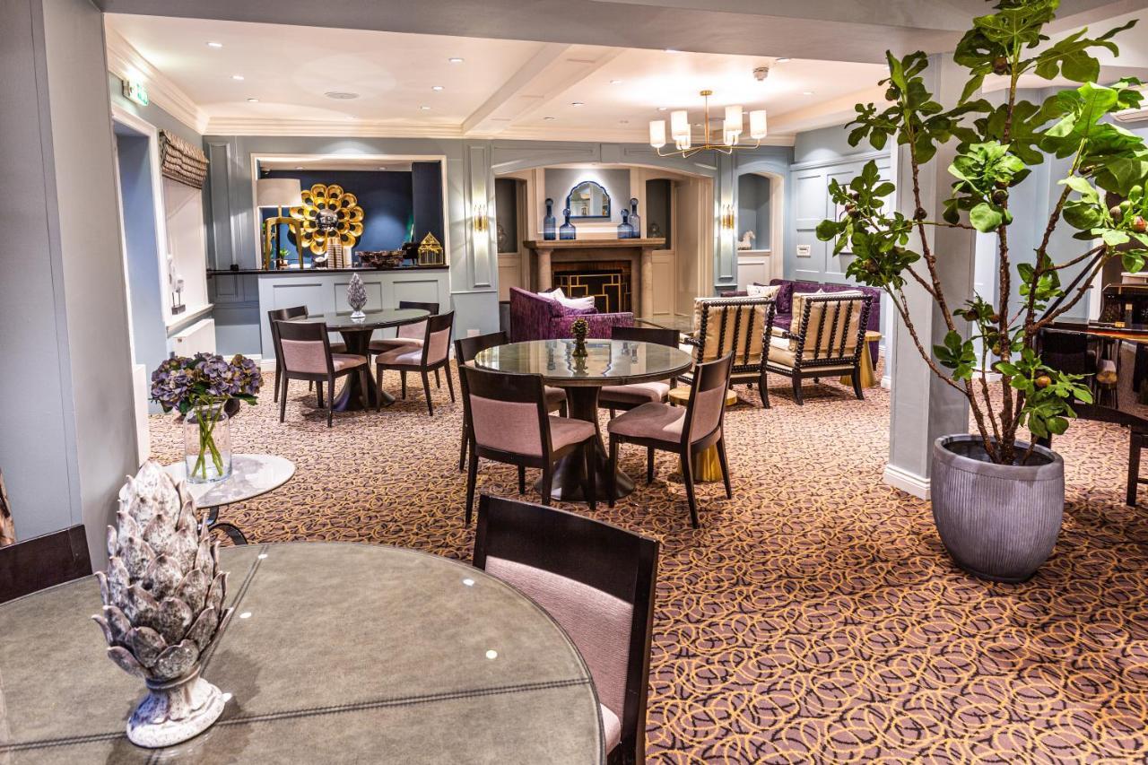 Hogarths Hotel Солихъл Екстериор снимка